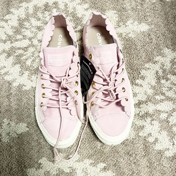 Converse Chuck Taylor AllStar Low Top Frilly Thrills Suede Sneaker Pink Size 8.5 - Picture 2 of 9